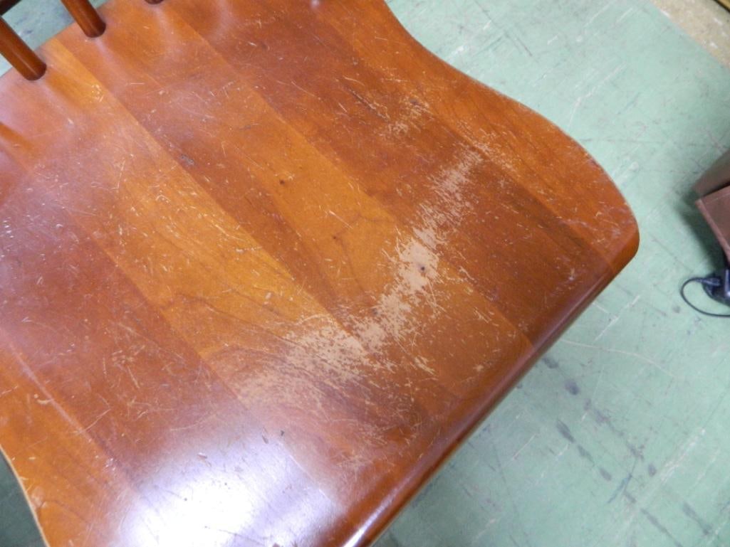 Group of 4 Swivel Windsor Back Counter Height Bar Stools - Each 41.5" x 16.5" x 17" - 4