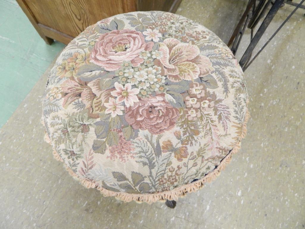 Upholstered Piano Stool - 19.5" x 14.5" - 3