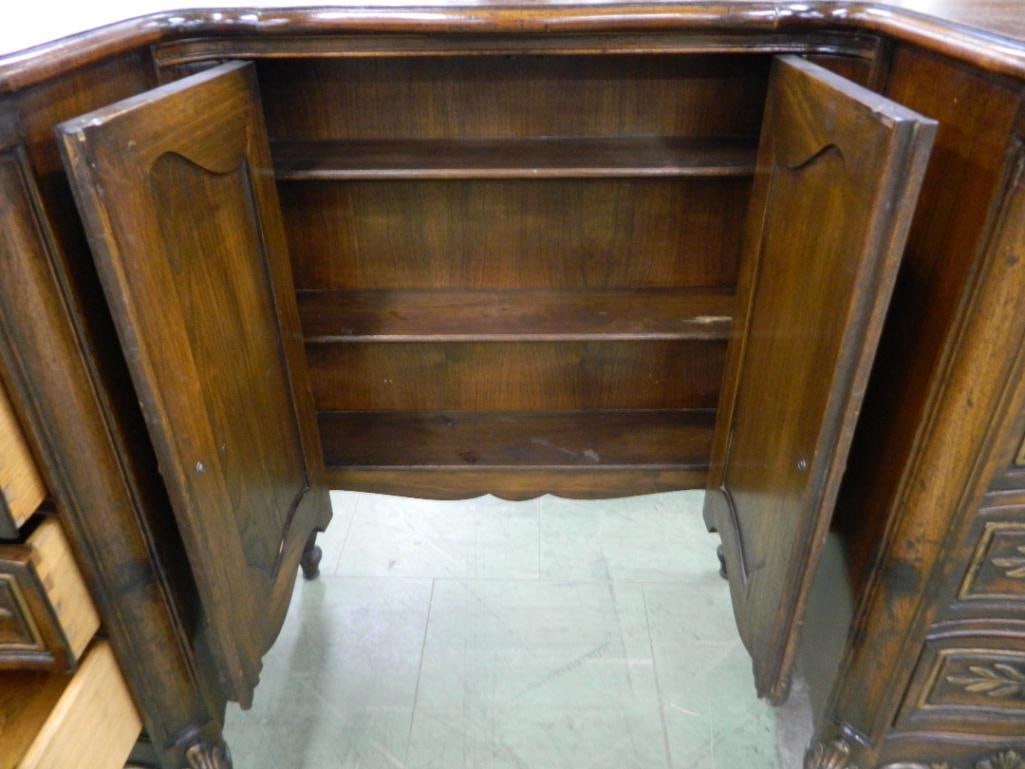 8 Drawer 2 Door Vanity - Heavily Carved - 30.5" x 48" x 17" - 3