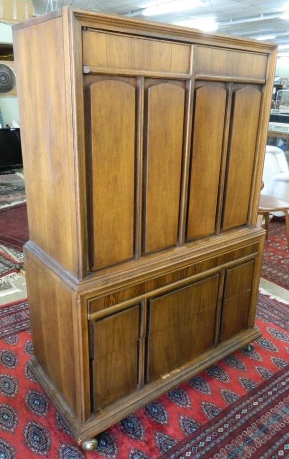 MCM Mid Century Modernage Furniture 5 Drawer Gentlemens Chest - 63" x 40" x 18.5": See Photos For Condition and Details