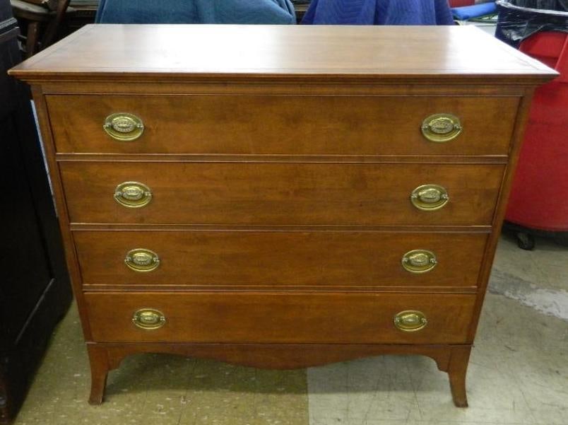 Trutype Furniture 4 Drawer Dovetailed Dresser - 36" x 42" x 20.5": See Photos For Condition and Details