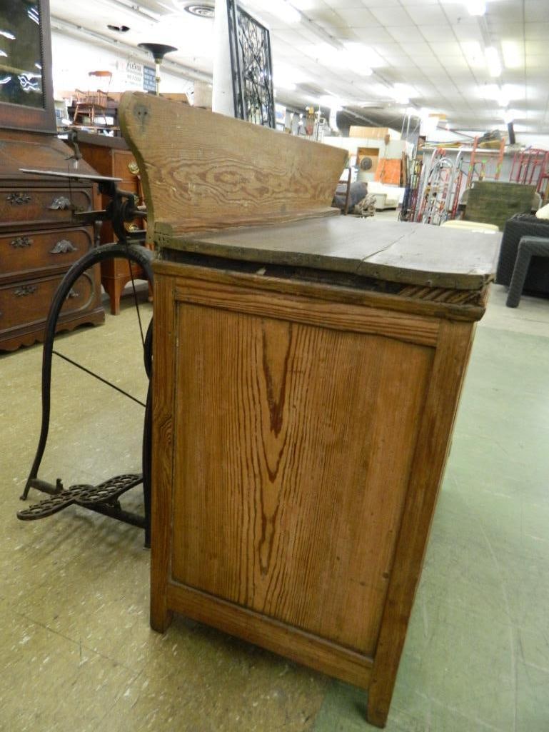 Vintage Washstand with Back Splash - 36.5" x 40" x 18.5" - 4