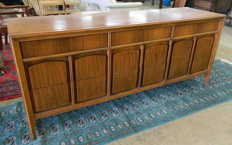 MCM Mid Century Modernage Furniture 9 Drawer Long Dresser - 31" x 72" x 20": See Photos For Condition and Details