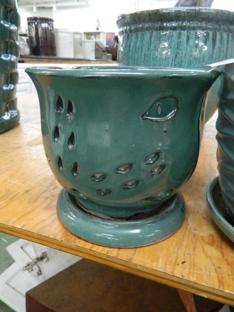 Pair of Modern Pottery Pots - 7" x 8" and 6.5" x 7" - 4