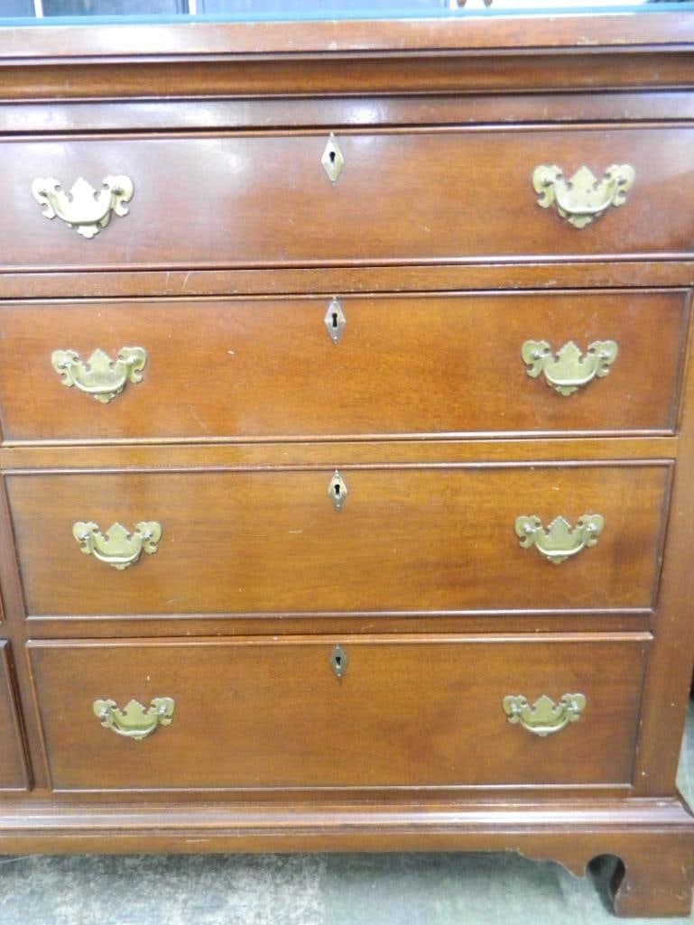 Craftique Mahogany 8 Drawer Long Dresser with key - 35.5" x 58" x 20" - 3