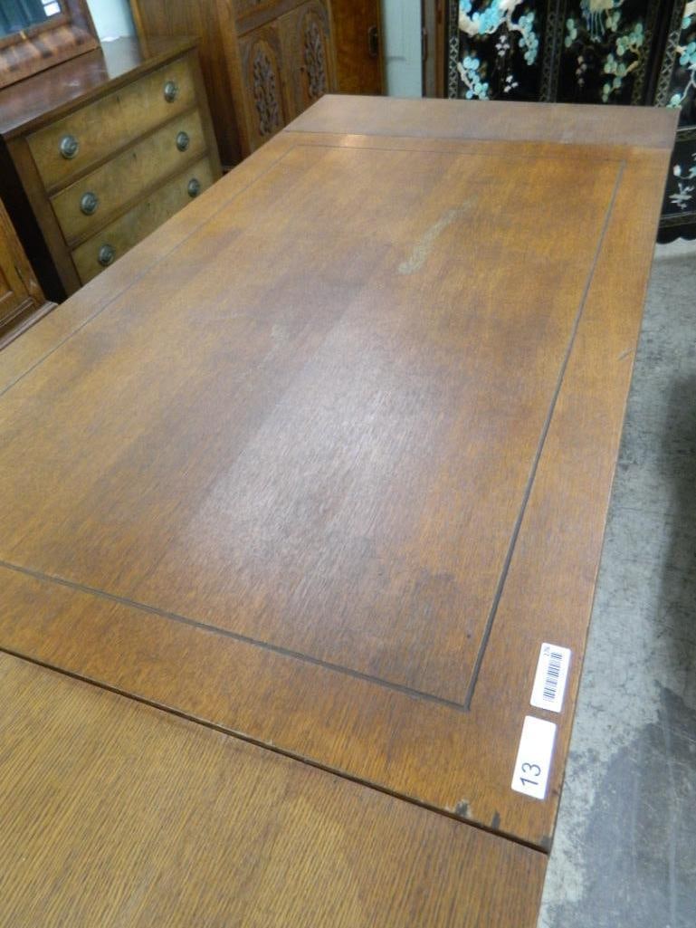 Hidden Leaf Oak Dining Table - 30" x 84" x 38" - 2