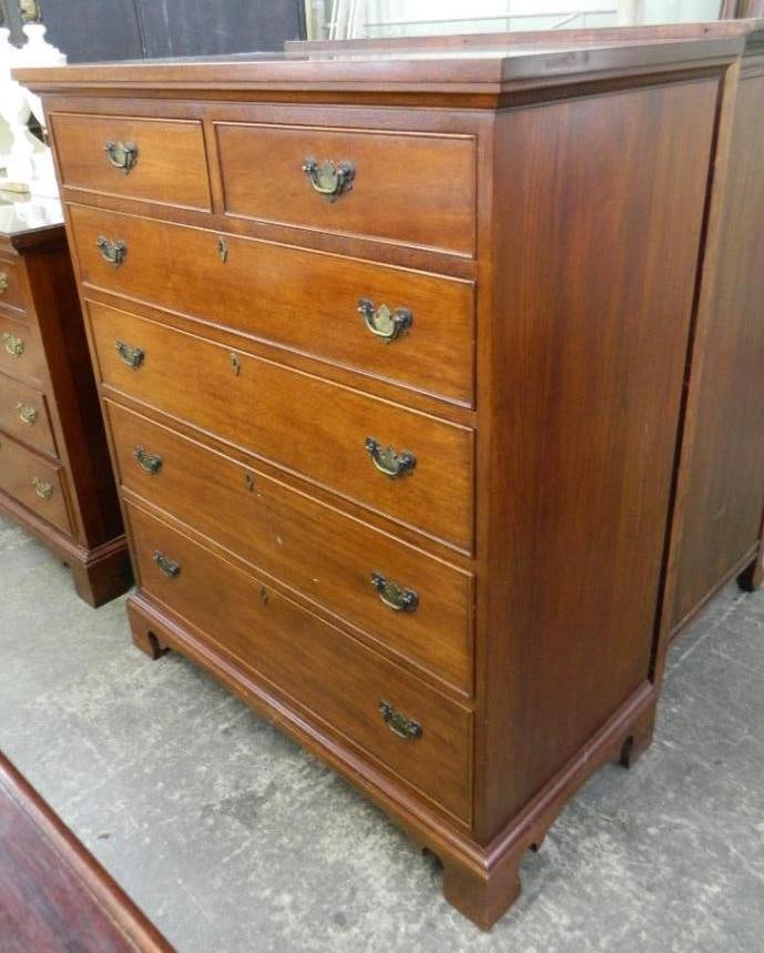 Craftique mahogany 2 Over 4 Highboy Tall Dresser - 47.5" x 40" x 20.5" (1 of 6)