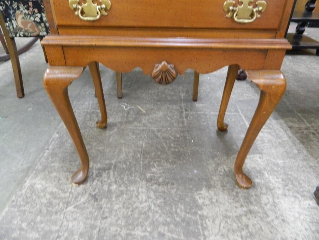 4 Drawer Silver Chest - French Legs - 38.5" x 24" x 18" - 5