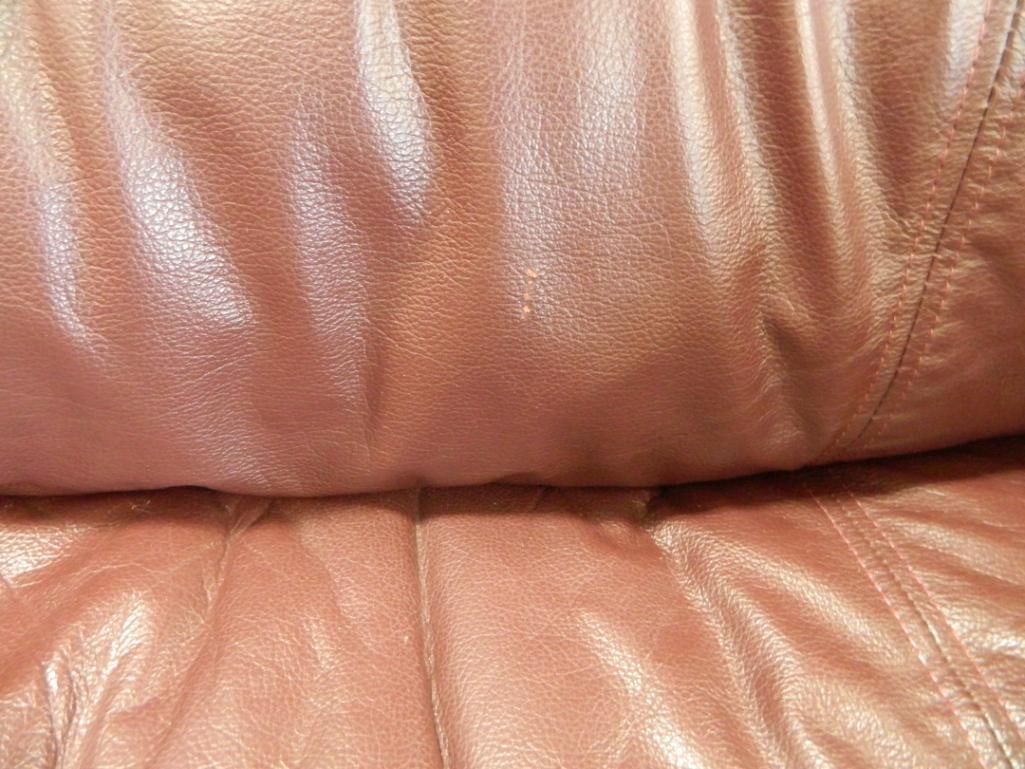 Pair of "Best Chairs" Leather Recliners - Each 41" x 38" x 30" - 5