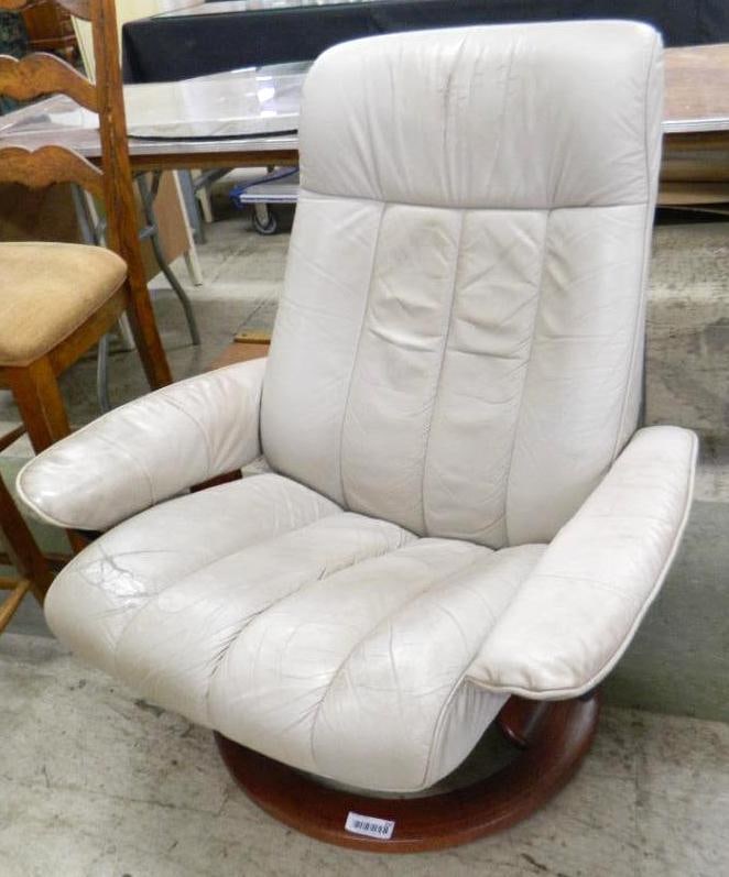 Ekornes - Norway Stressless Leather Swivel Chair - 37" x 34"x 34": See Photos For Condition and Details