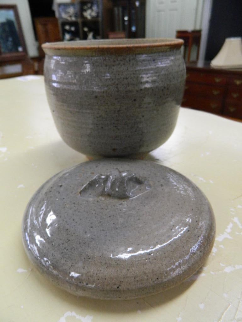 Studio Art Pottery - Lidded Jar - Signed Rob Gentry - 6.5" x 6" - 2