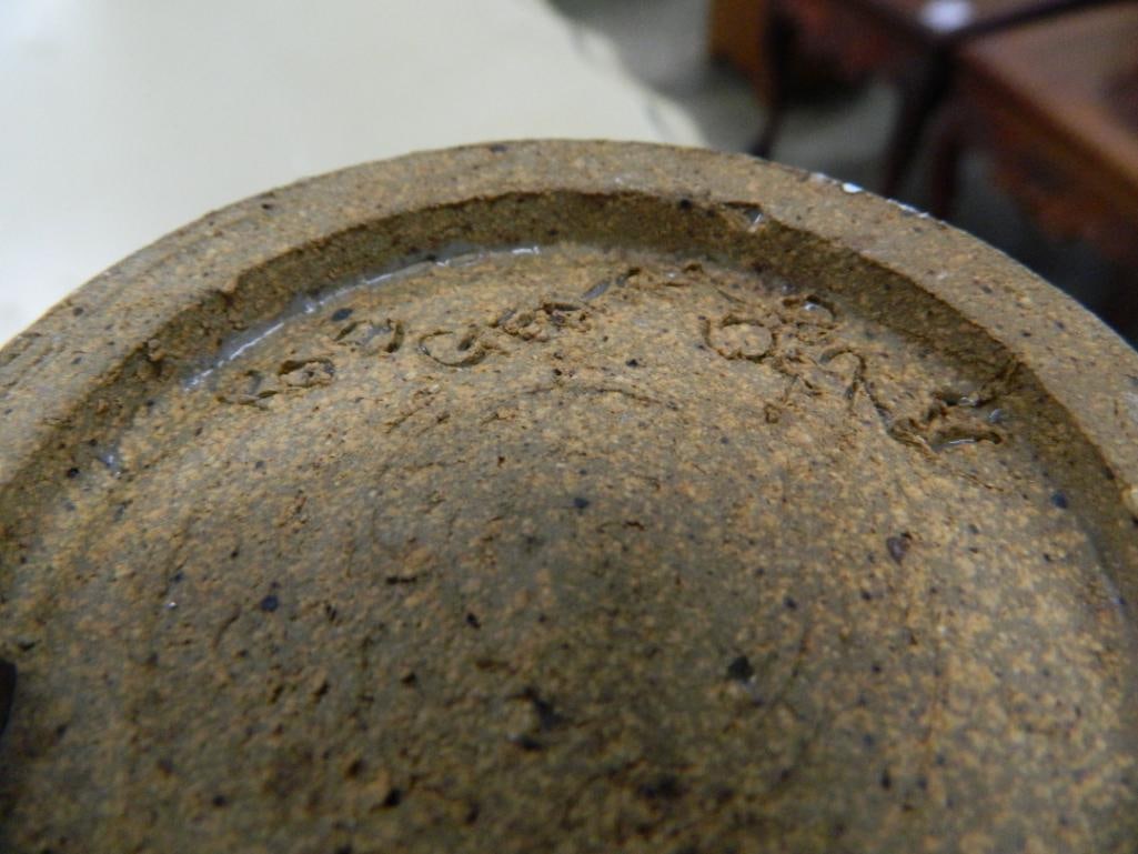 Studio Art Pottery - Lidded Jar - Signed Rob Gentry - 6.5" x 6" - 6