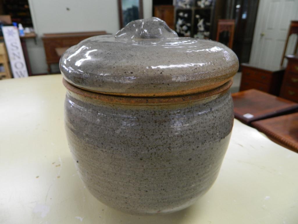 Studio Art Pottery - Lidded Jar - Signed Rob Gentry - 6.5" x 6" - 8