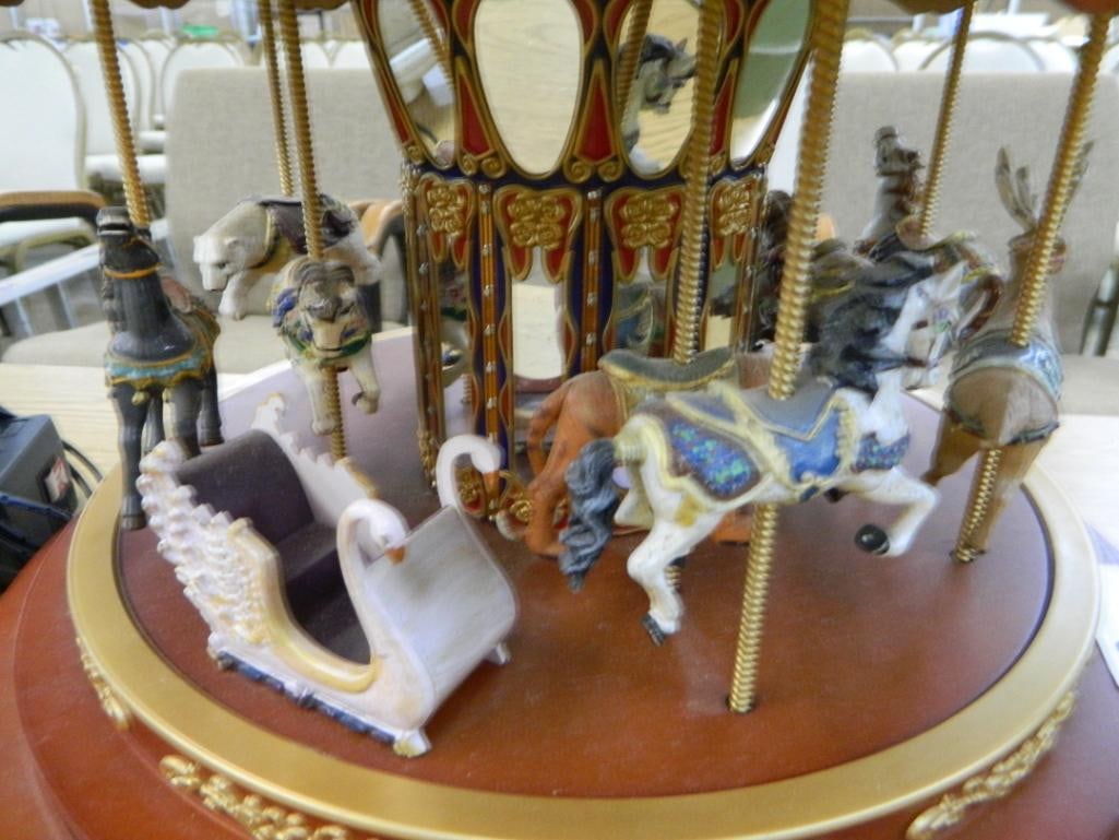 Modern Electric Table Top Electric Carousel - 16" x 17" - 2