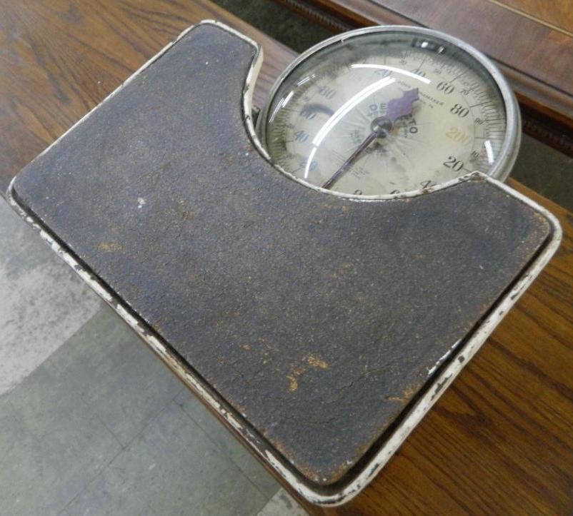 Jacobs Bros. Detecto Scale - 8.5" x 11" x 12": See Photos For Condition and Details