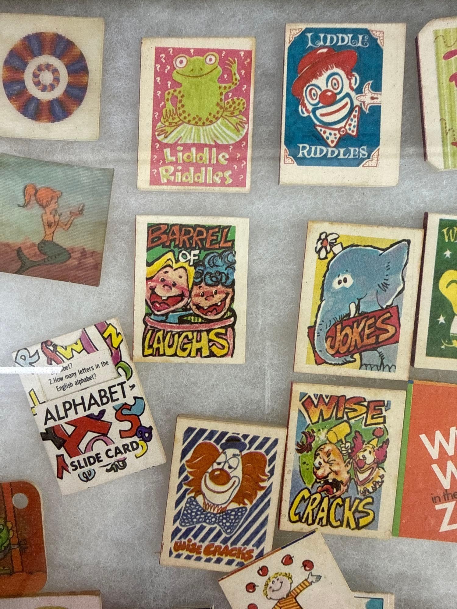 Large lot of vintage cracker jack prizes - 7