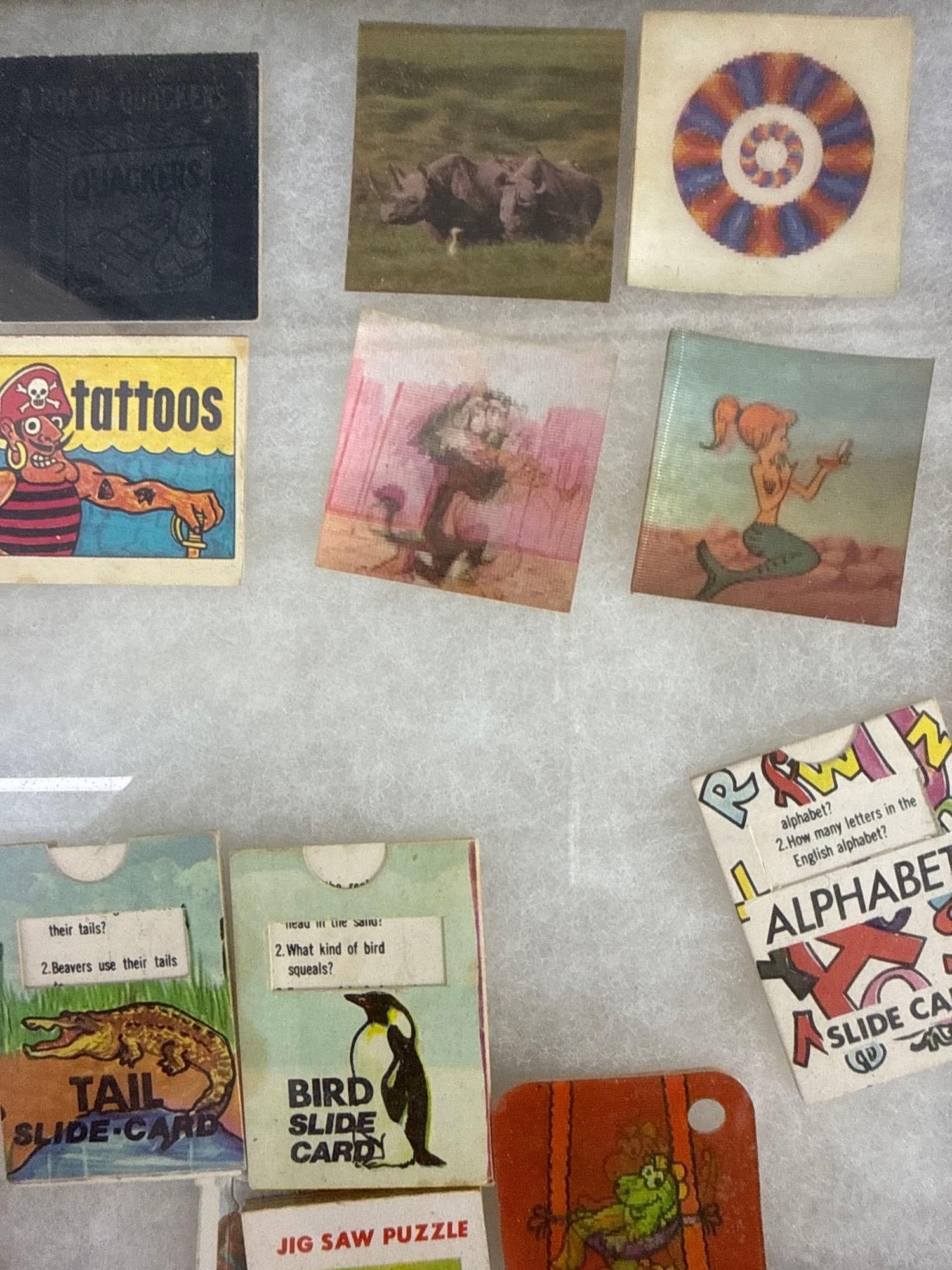 Large lot of vintage cracker jack prizes - 8