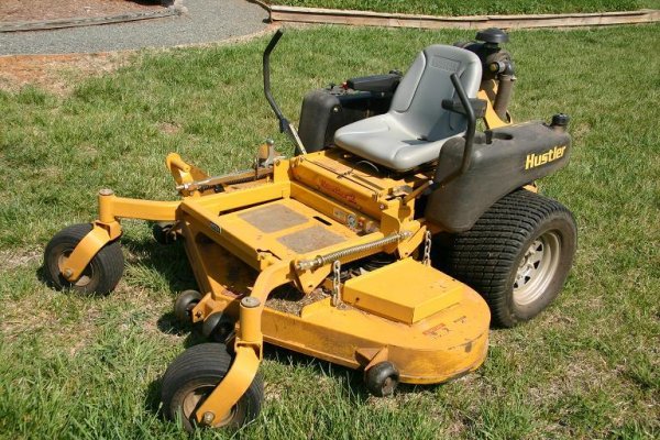 Hustler Zero Turn Lawn Mower Tractor - 2