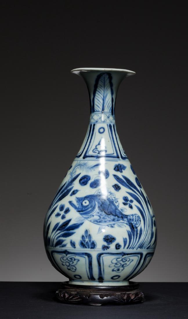 17-18th Chinese Antique Blue&White Vase (1 of 10)