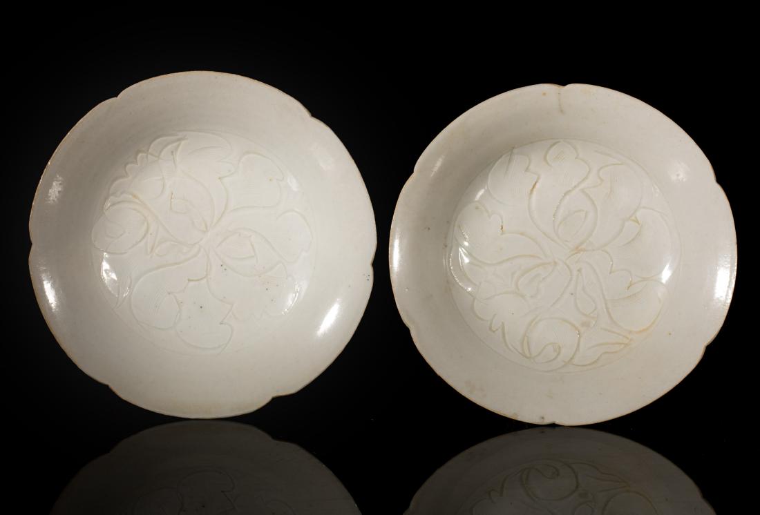 Song Antique Pair 'Yingqing' Lobed Saucer Dishes (1 of 10)