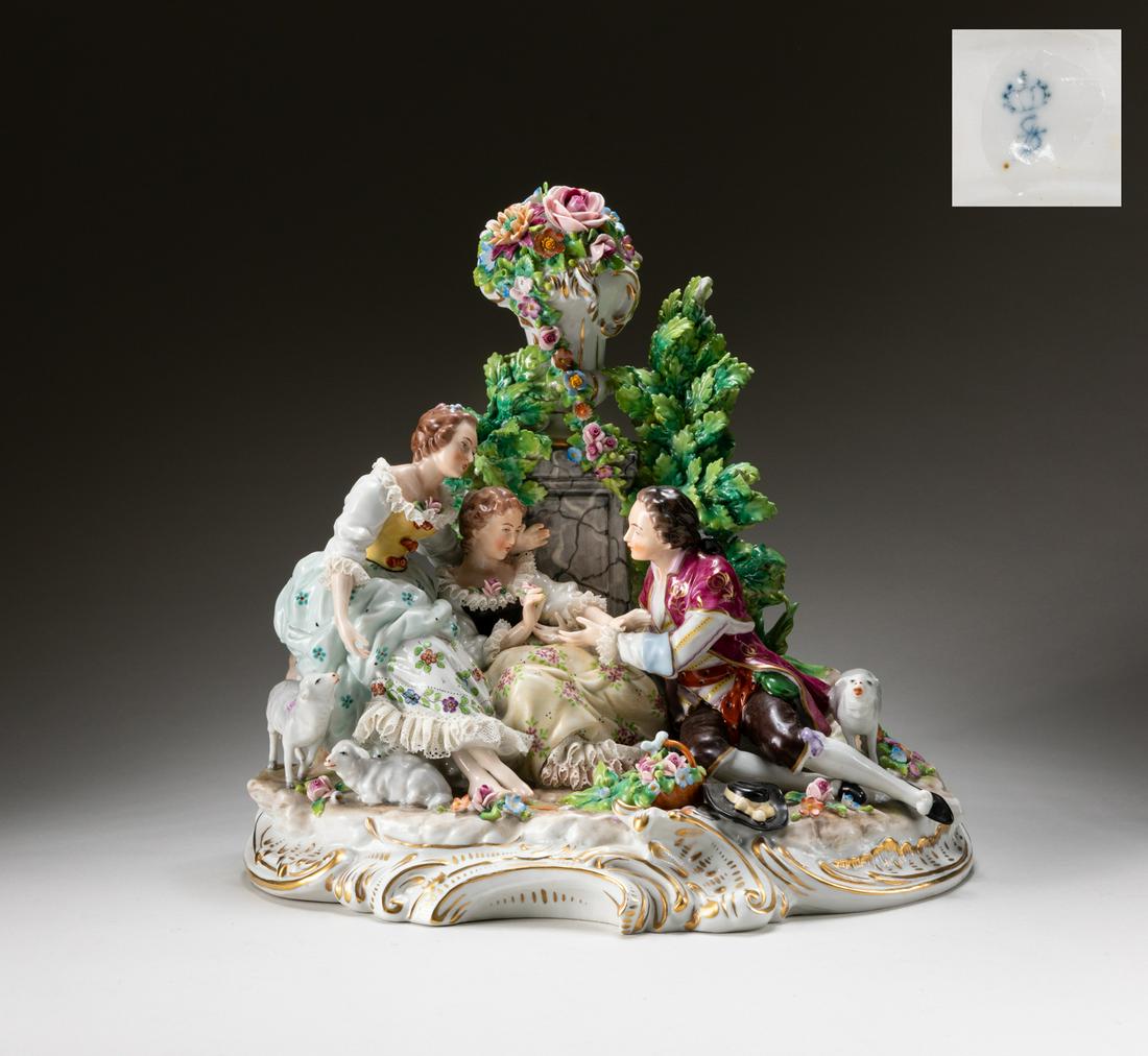 Germany Antique Sitzendorf Porcelain Figure (1 of 10)