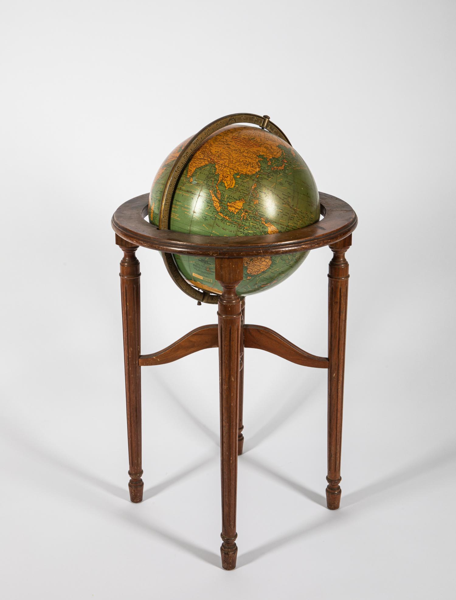 Vintage World War II CramÃ¢â‚¬â„¢s Unrivaled Terrstrial (1 of 7)