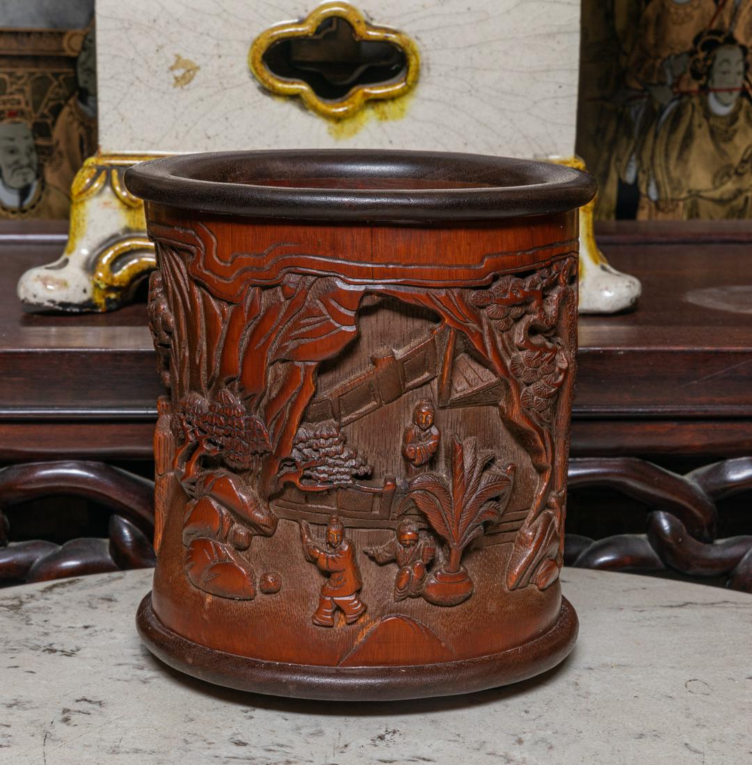 Chinese Export Carved bamboo Brush Pot (1 of 9)