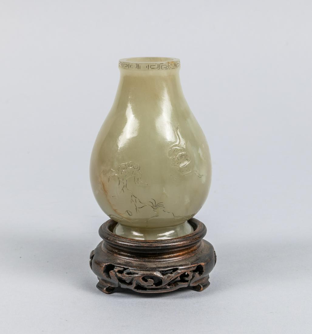 Chinese Antique Carved Jade Vase (1 of 6)
