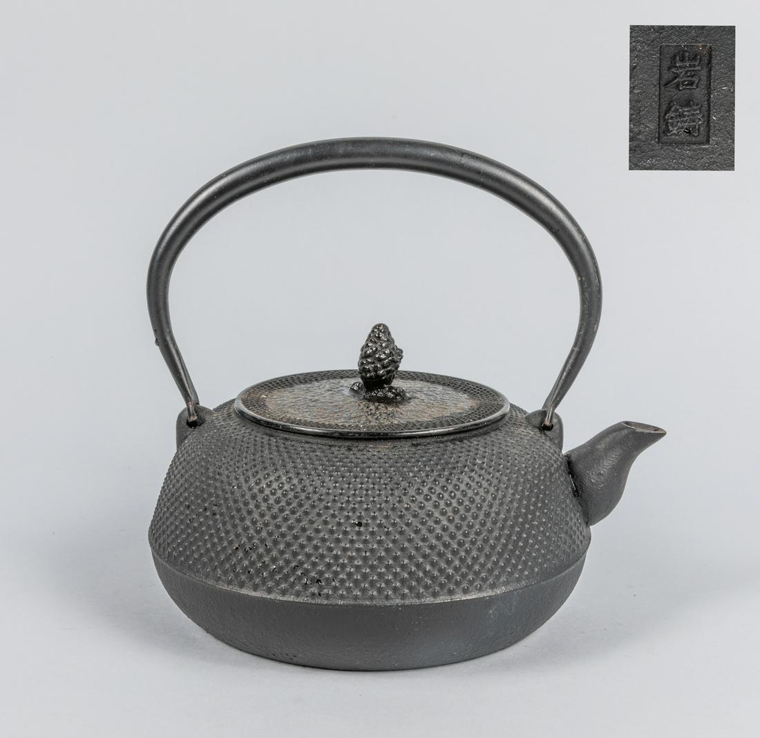 Japanese Iwachu Iron Tea pot: Signed by Iwachu, south Japan Iron tea pot, Size: 8.5 inch H.