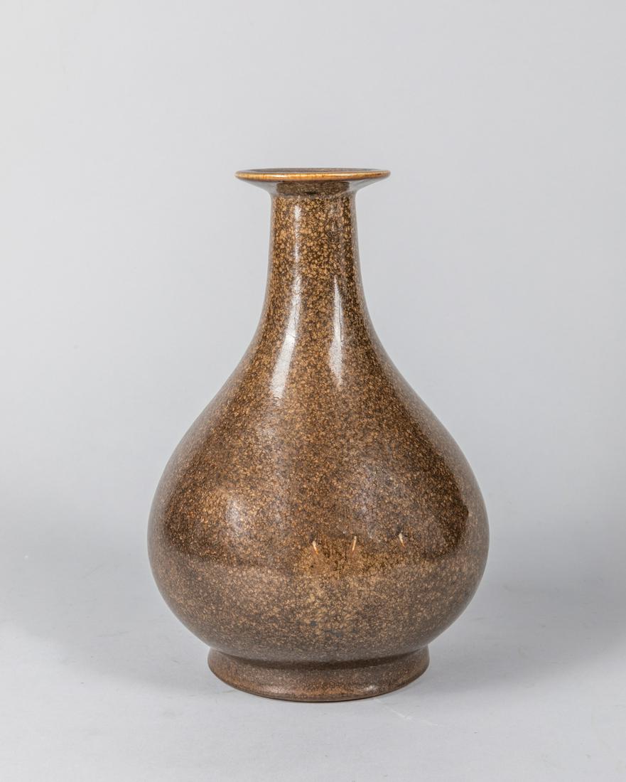 Large Korean Old Brown Glazed Porcelain Vase: Korean old large bronze glazed wine bottle/vase, early 20th. 10.5 inch H. The estate of the Kingâ€™s Art, 1990.