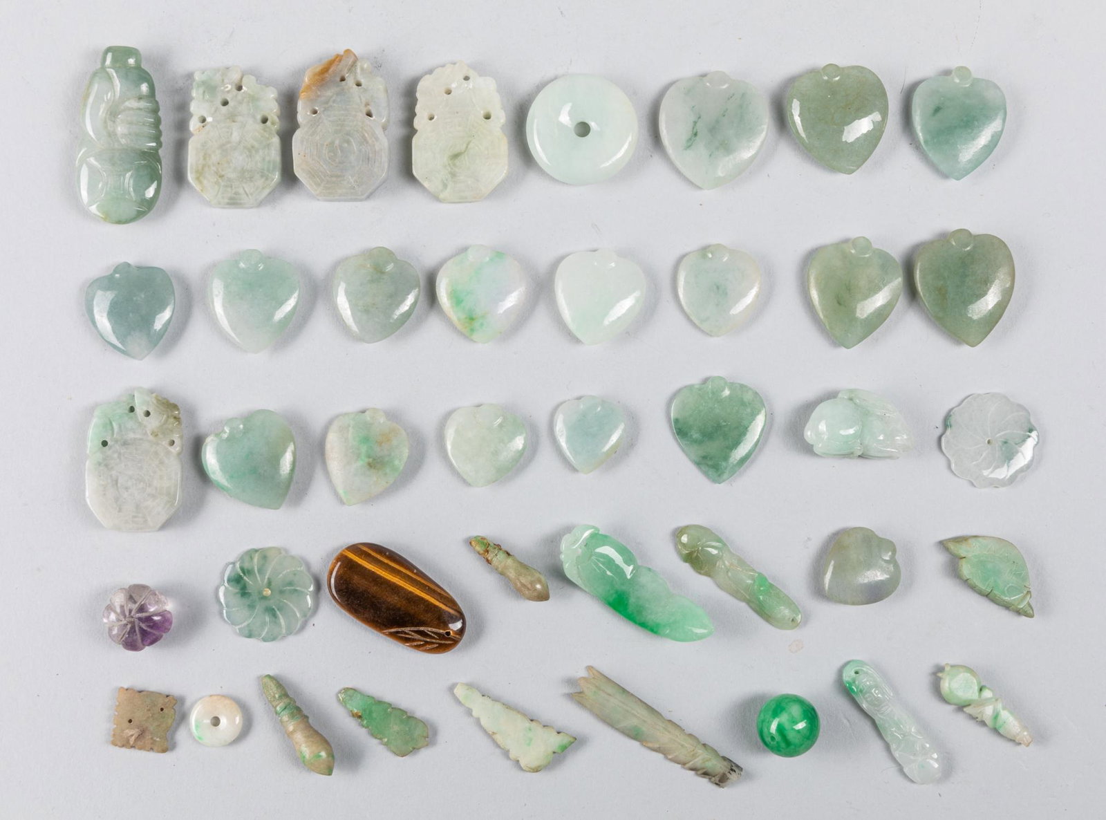 Collection Of Chinese Vintage Jade Jadeite Pendant: Total of 41 pieces. Weight 174g. â€¨The Estate of Los Angeles China Town Antique Store Closed Sales.