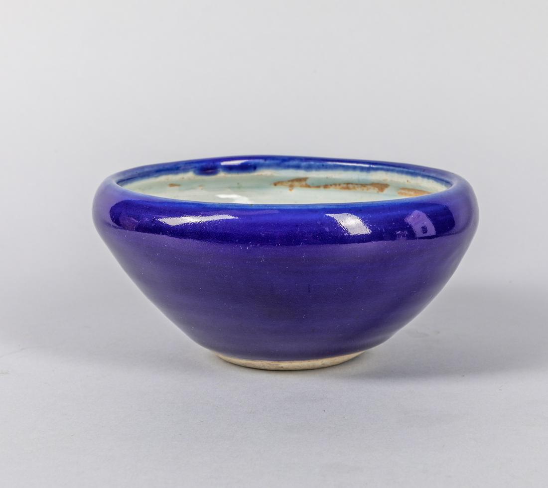 Chinese Antique Blue White Glazed Porcelain Censer: Applied overall in blue tone save for the foot ring. 6.1*3 inch