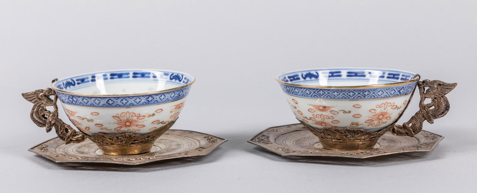 Pair Of Chinese Antique Porcelain Cups: Pair of Chinese antique porcelain cups with fitted saucer. 5.1*2.1 inch (one set)