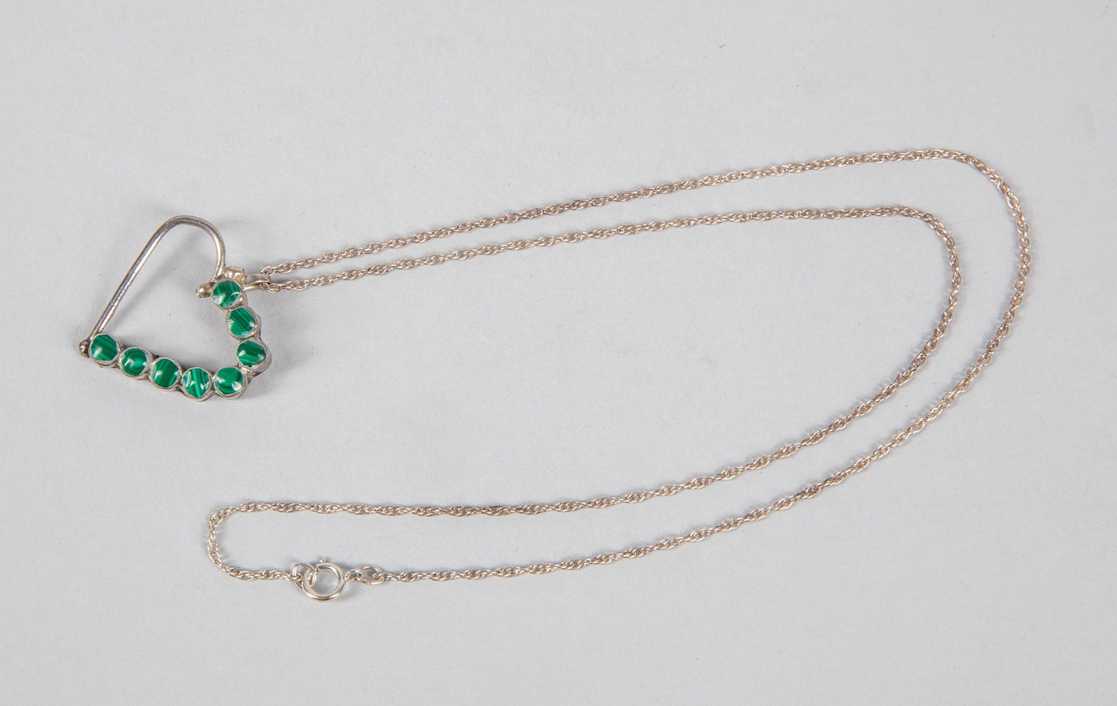 Malachite Sterling Silver Heart Pendant: Malachite sterling heart pendant with chain. 0.97*1 inch