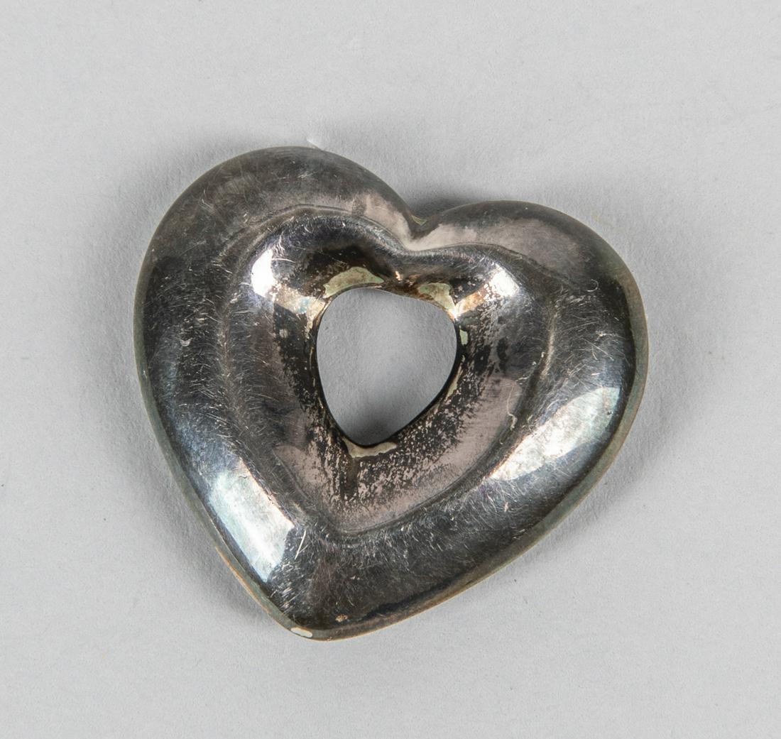Vintage Sterling Silver Heart Pendant: Sterling heart pendant. 1.12*1.32 inch
