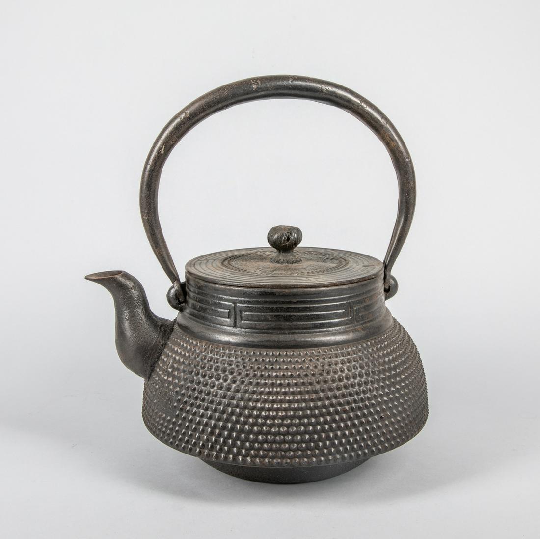 Japanese Iron Tea Pot: 13.5-10.5 inch. The Estate of the Skoman, little Tokyo, Los Angeles, CA, 2019