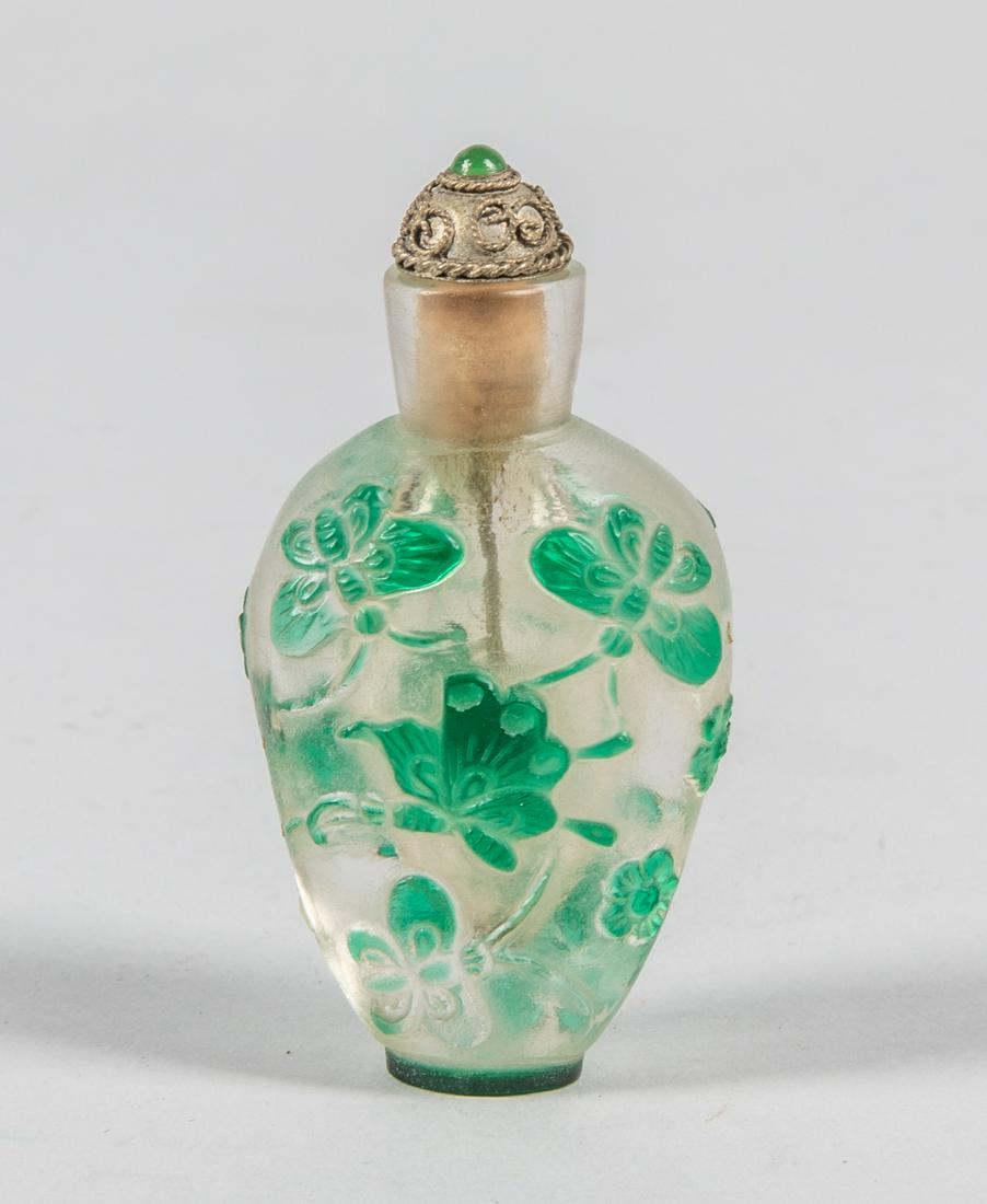 Chinese Old Overlay Glass Snuff Bottle: Old Chinese overlay glass snuff bottle; of classic, tapered form; 2.75 inch H; 1.25 inch W.