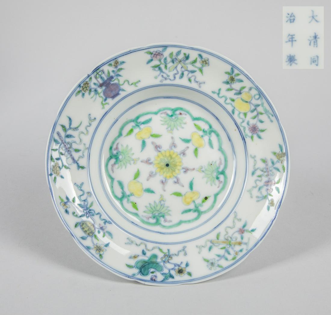 Chinese Antique Douchai Porcelain Plate: Rare & nice detailed, Chinese Dou coloration plates, Tongchi marks and of the period. 8.25 inch D; 1.5 inch H. The estate of Pasadena, CA, 2015.