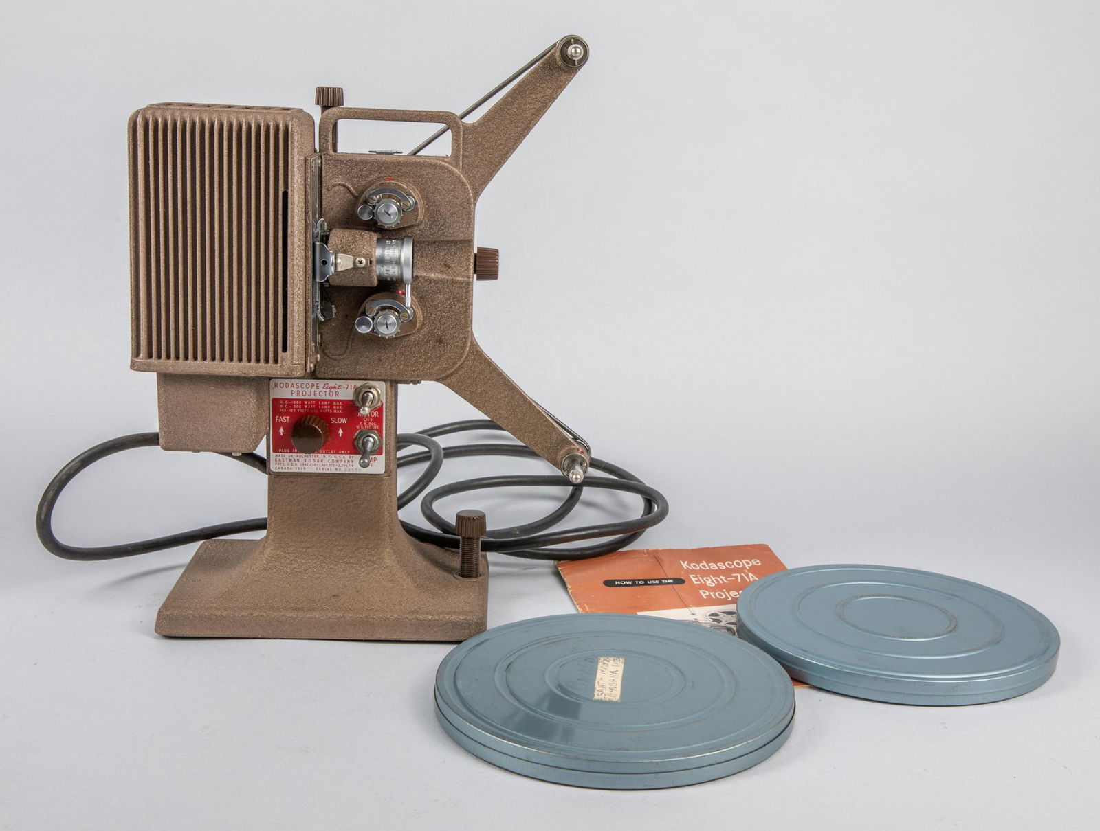 Vintage Kodak Eight-71 A Projector: Tested works. F:1.6. 13.5-10-5 inch.