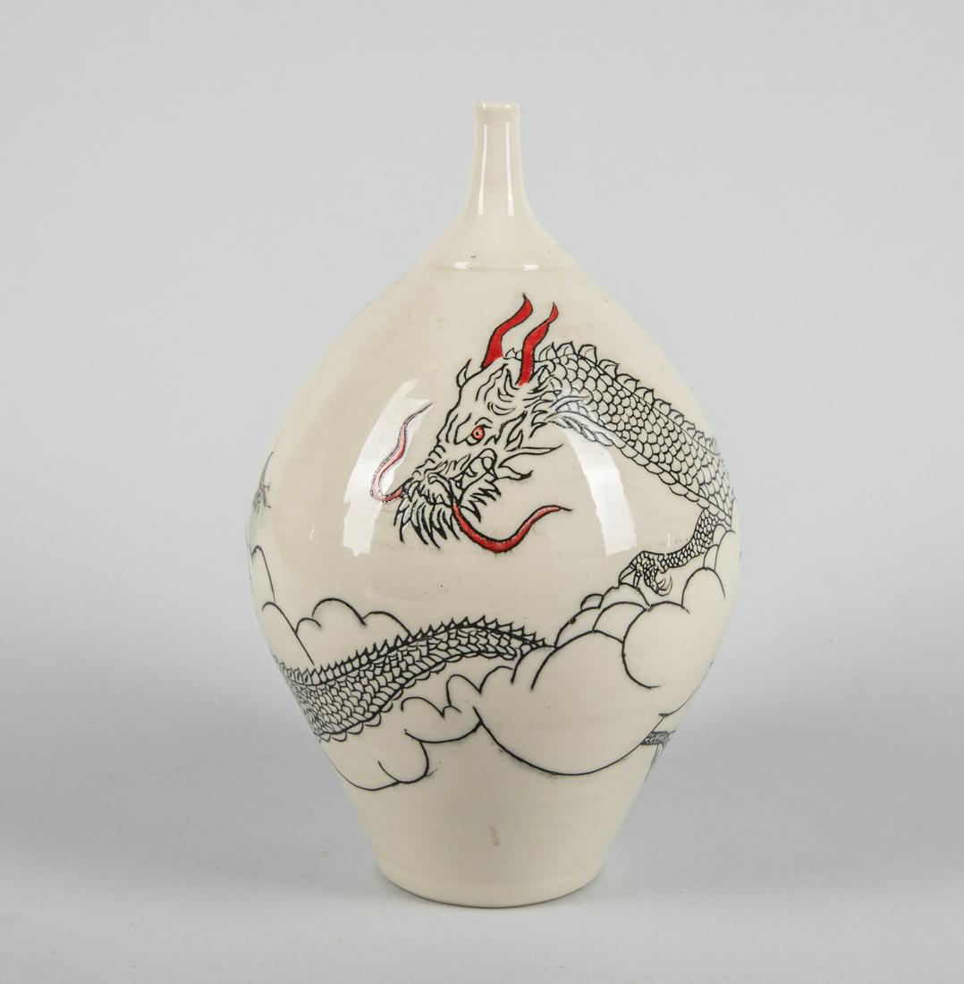 Korean Decorated Porcelain Dragon Vase (1 of 9)