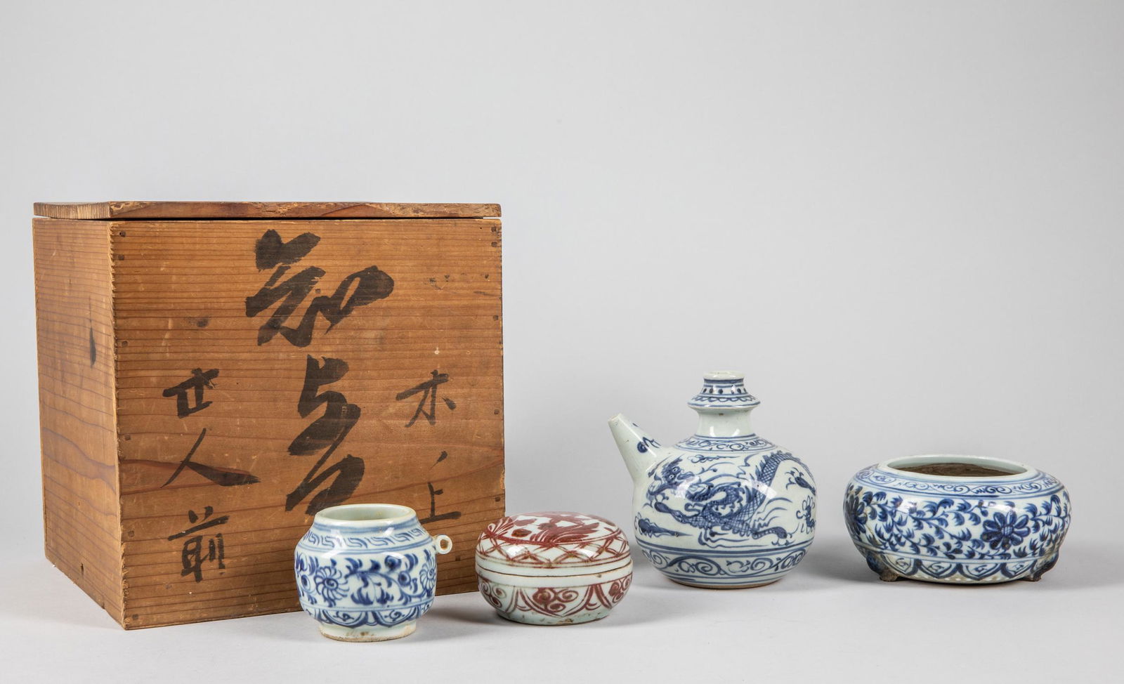 Group of Chinese Blue & White Porcelain Wares (1 of 11)