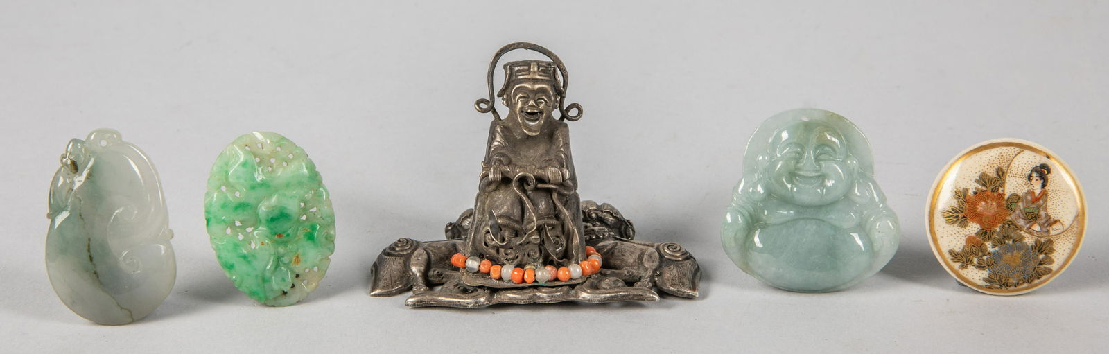 Collectible Chinese Jade & Silver Items (1 of 8)