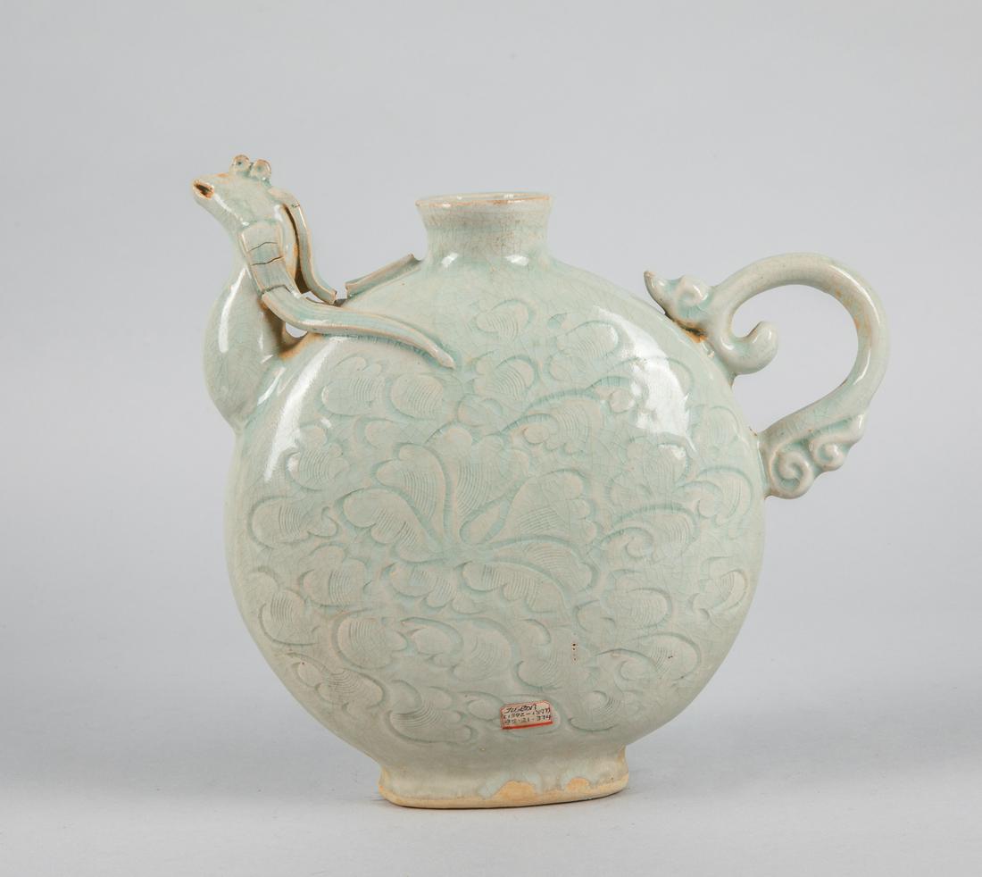 Korean Joseon Pale Celadon Bird Pot: Korean pale celadon color porcelain pot, with bird & lotus decoration. Chips & repaired. 8 inch H; 8.5 inch L. The estate of Chunwoo King, Tokyo, 2002.