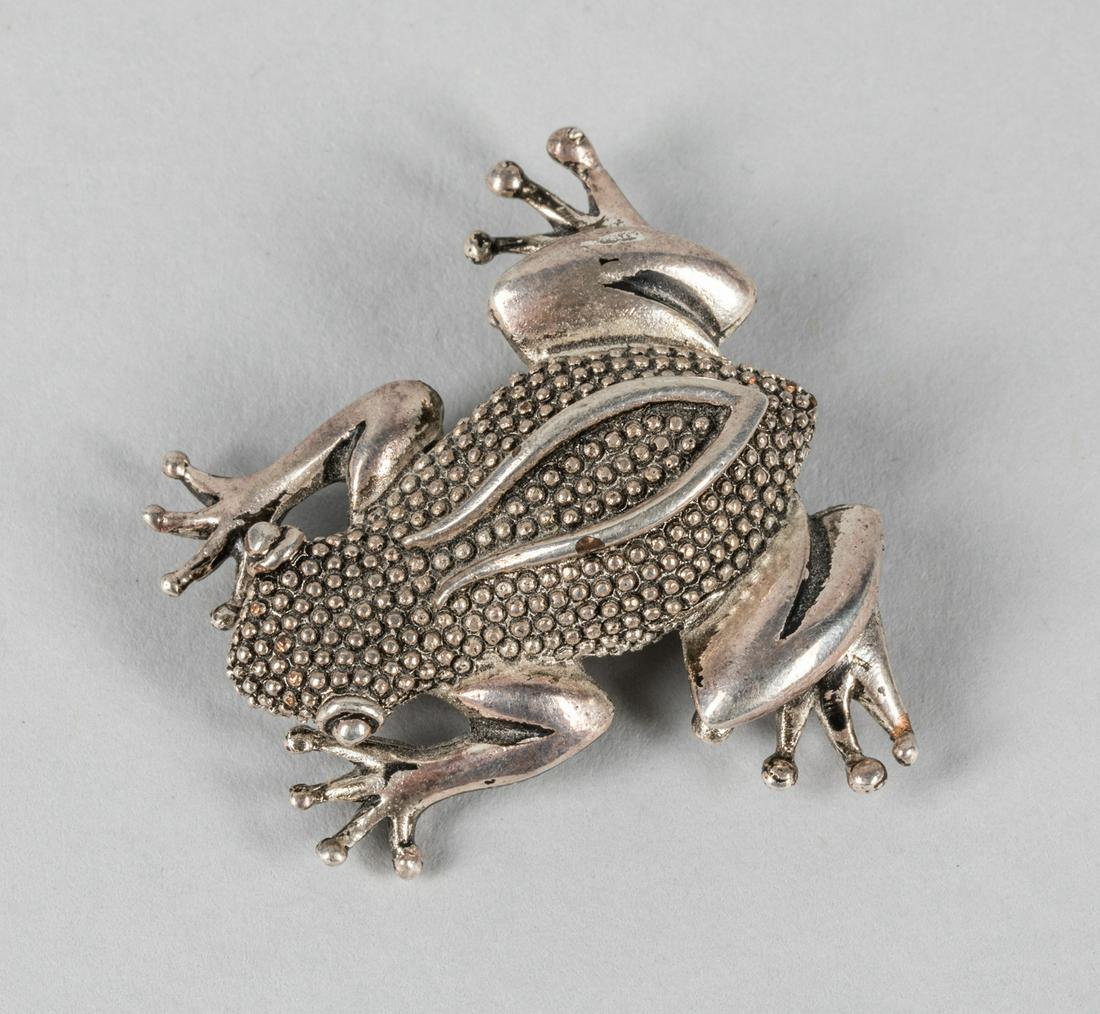 Vintage Silver over Pewter Toad Brooch.: 1.5 inch W; 1.5 inch L.