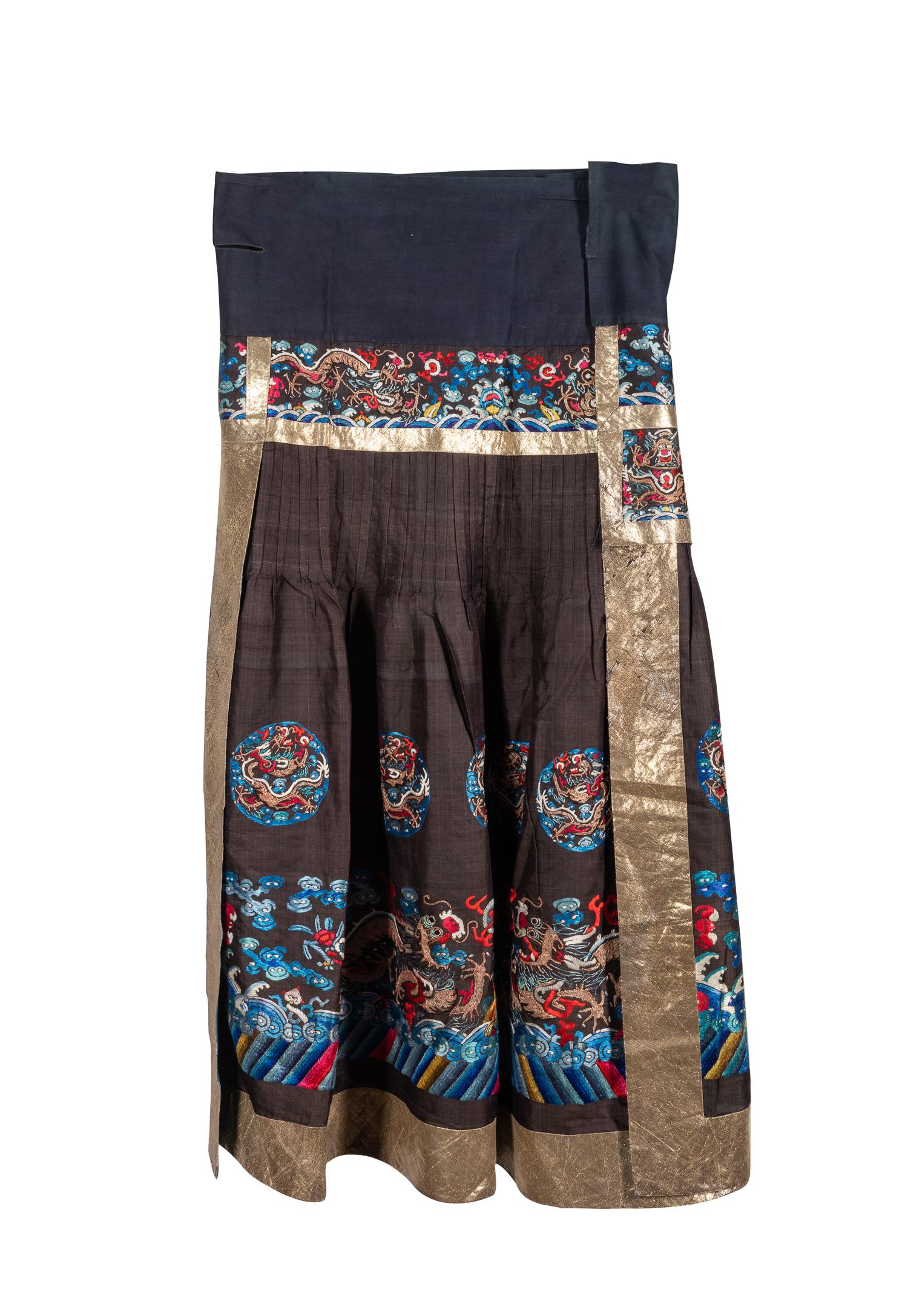 Chinese Antique Emperor Type Embroidered Silk Skirt (1 of 16)