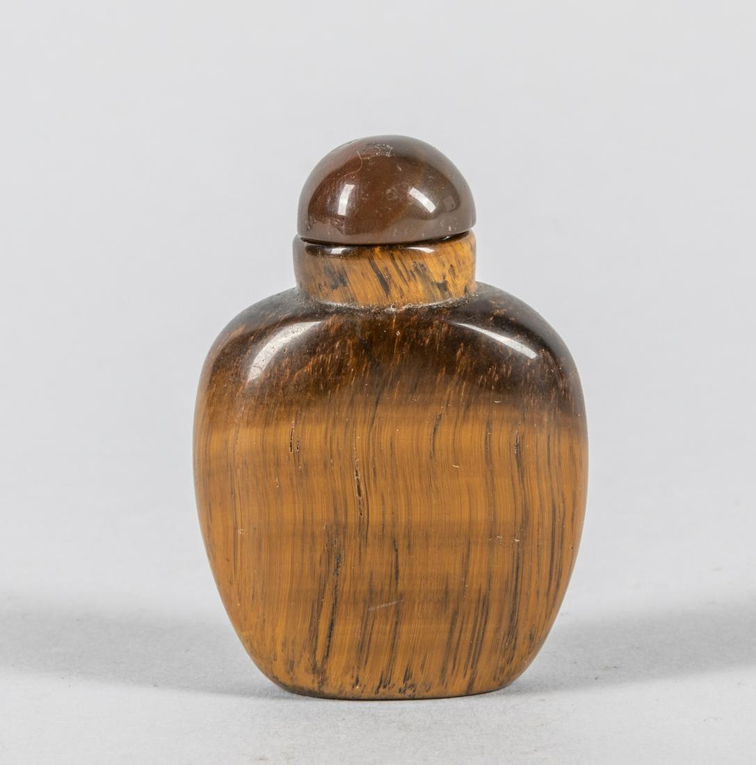 Chinese Old Carved Gem Stone Snuff Bottle: Flattened form with rounded shoulders, with agate stopper. 2.25 inch H.