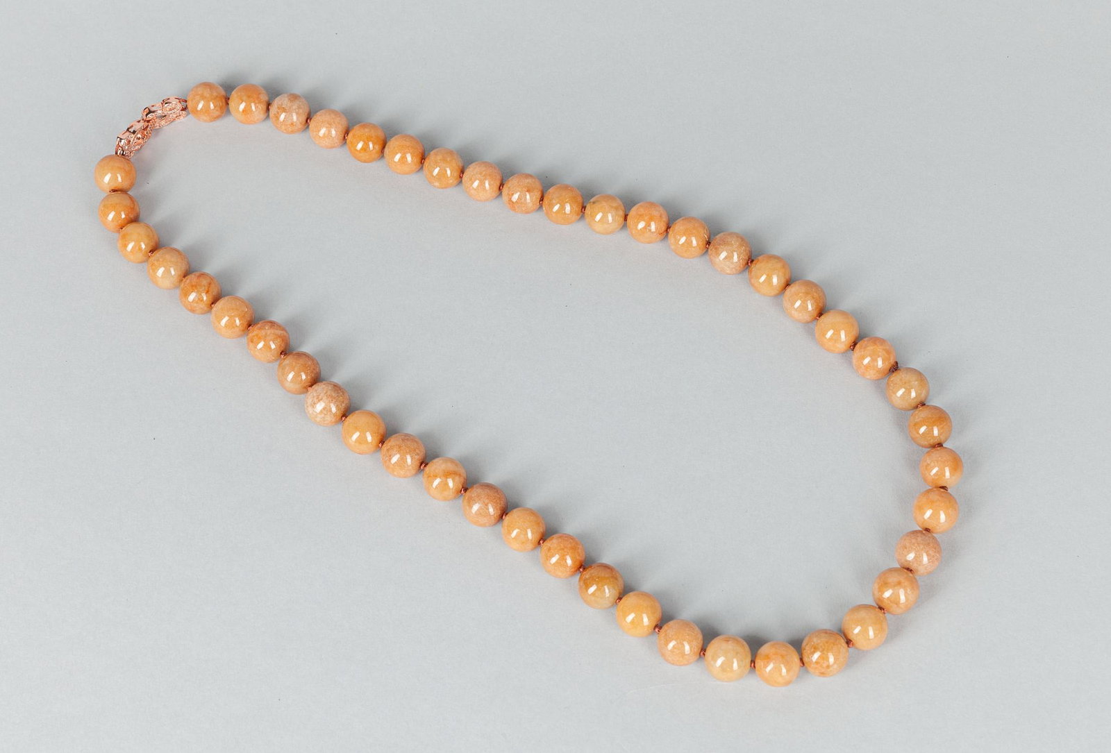Chinese Export Jadeite Beads Necklace: Large jadeite necklace. 0.5 inch D beads. 27 inch L.