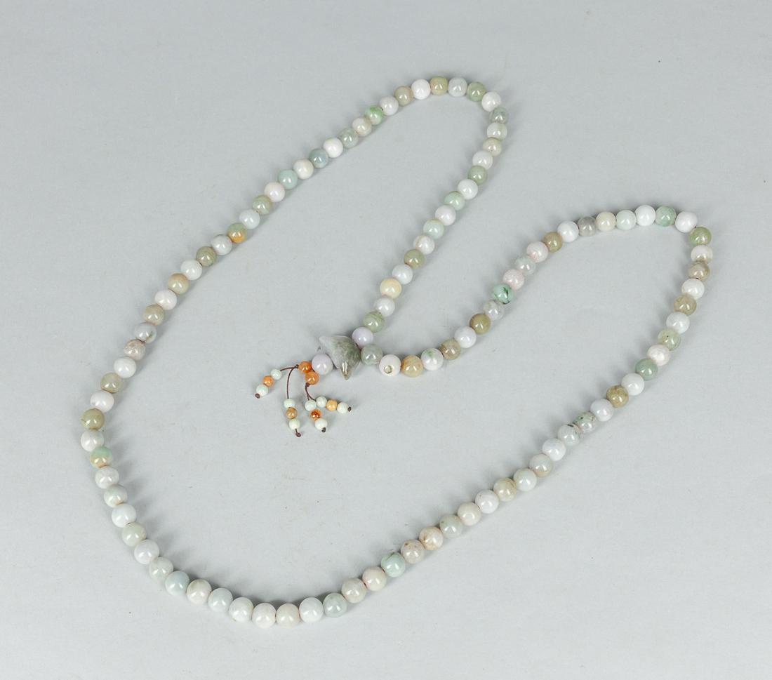 Chinese Export Jadeite Stone Necklace: Chinese export jadeite tone necklace. 21inch L.