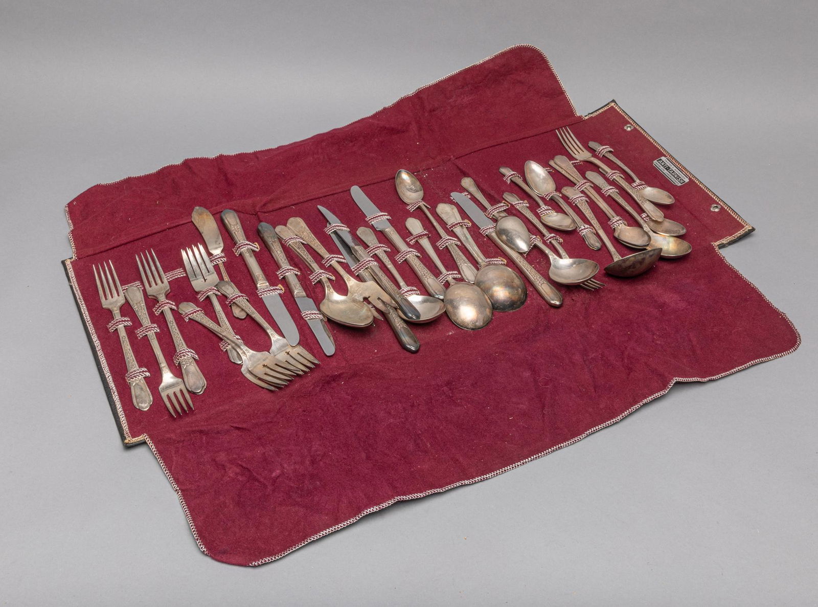 Set Anti-tarnish Silver plate flat Wares (1 of 10)