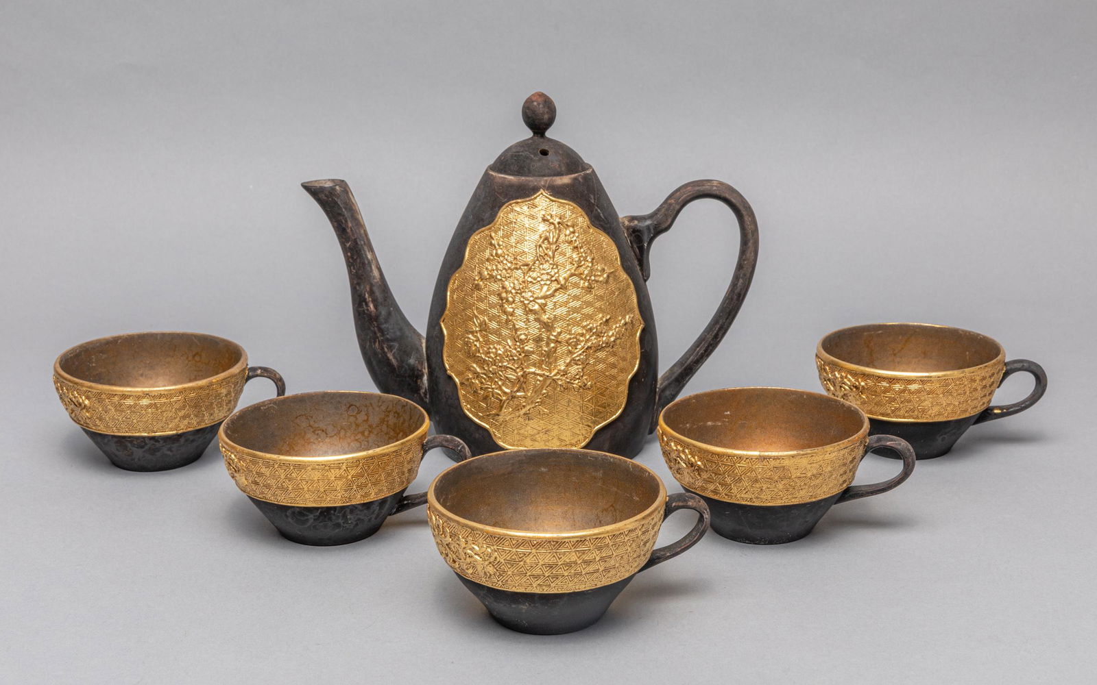 Set Chinese Lacquer Tea Wares (1 of 10)